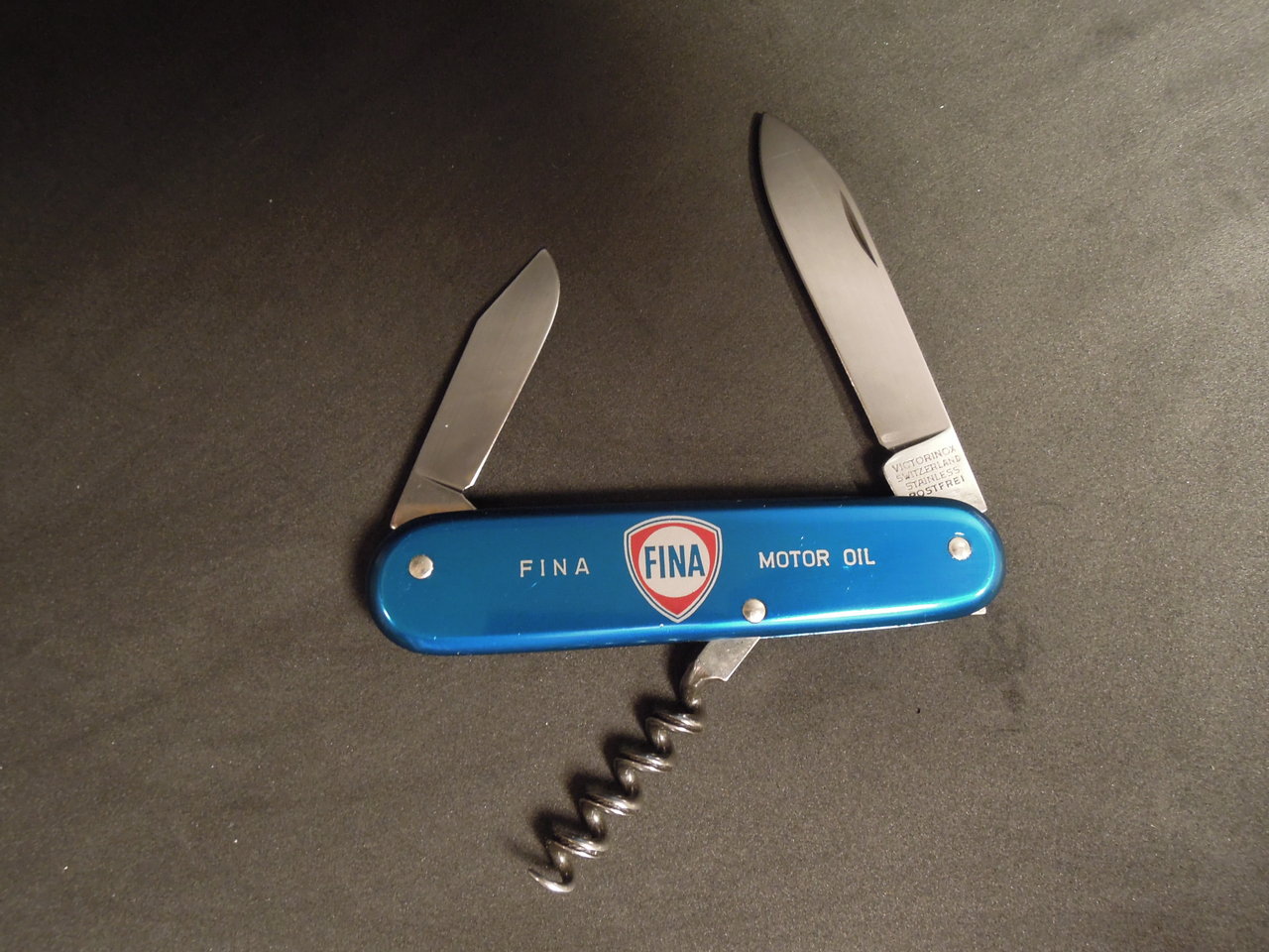 Victorinox Gourmet 84mm - pictures by Sneider