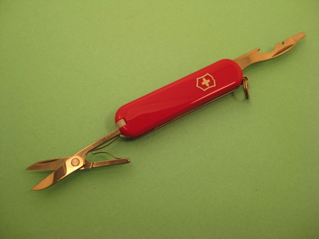Victorinox 58mm Bladeless. Picture by ColoSwiss. 