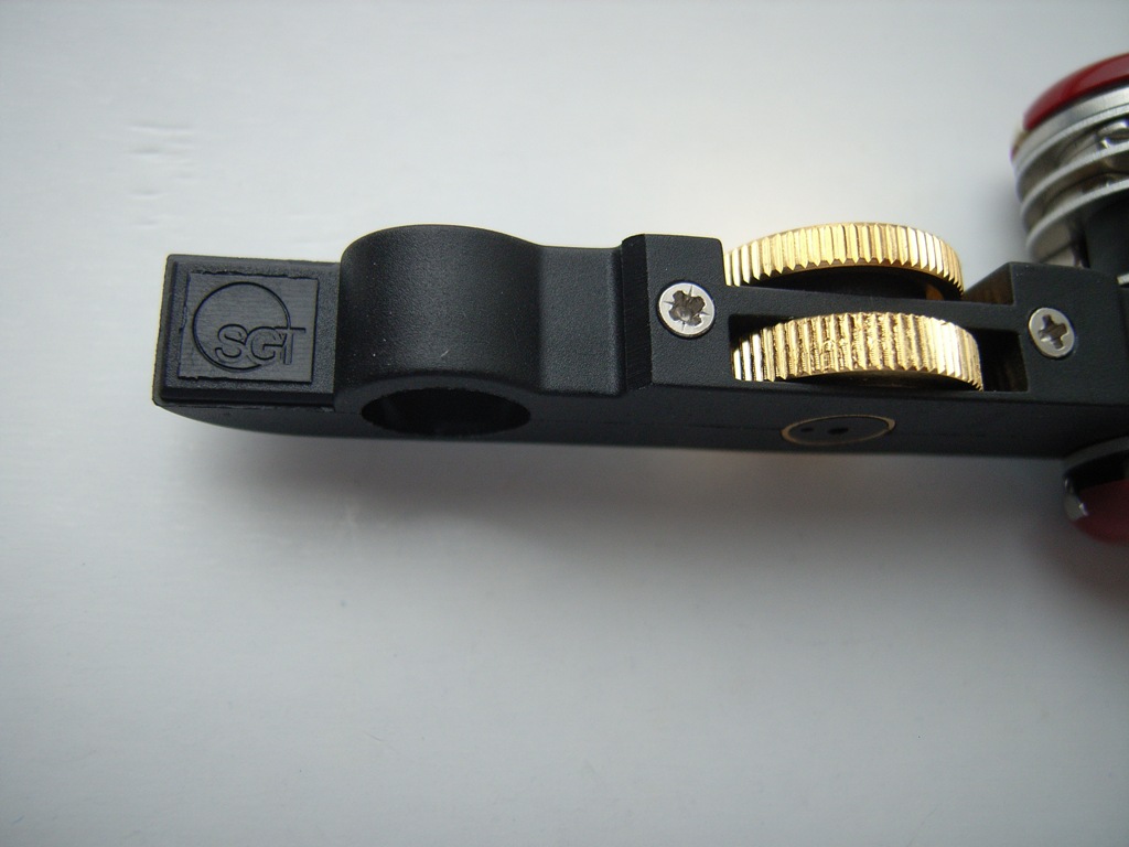 Wenger SGT tools special tools as found on the Shortix Plus. Pictures by Gim.