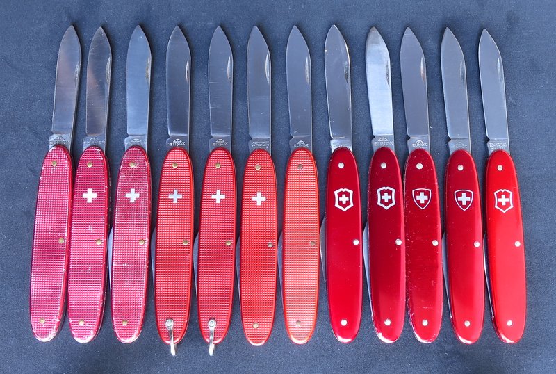 Various shades of red in standard 84mm Alox 
Picture taken by Sneider @multitool.org
