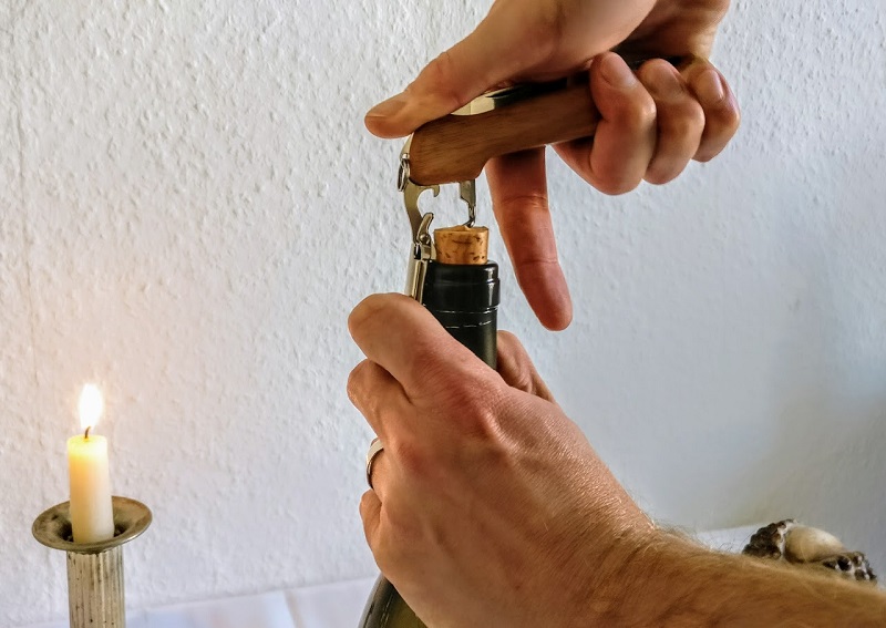 Pulling a cork - Step 1
