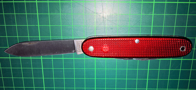 Fig. 8. Soldier Model 1961 with red Alox scales